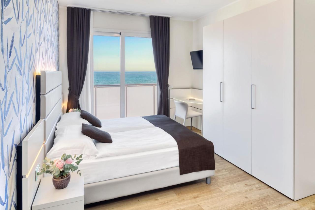 Hotel Astoria Caorle Kültér fotó