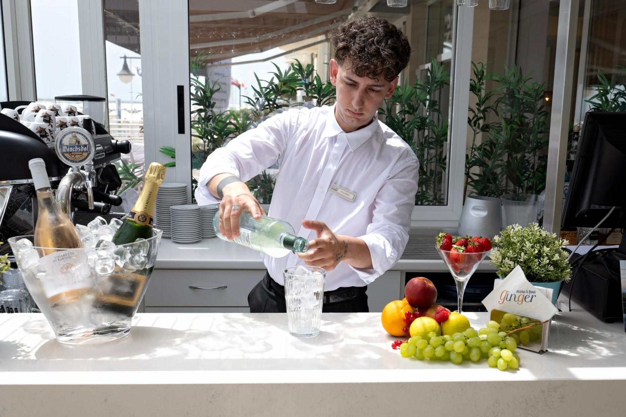 Hotel Astoria Caorle Kültér fotó